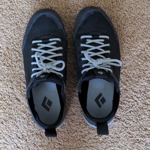 Like new black diamond session approach shoe